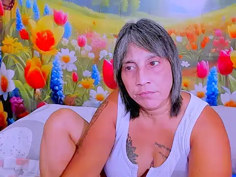 دردشة indianroxy الجنسية المباشرة