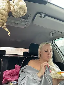 Онлайн чат XXX MerlinDave