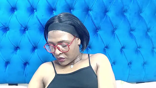 SpicyQueenxxxx's Live XXX Chat