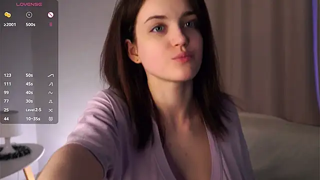 EffieHenri élő XXX-chatje