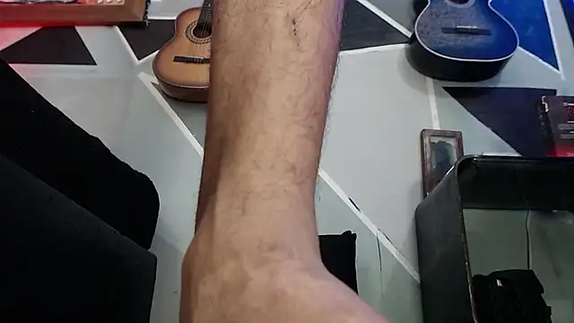 Chat +18 de MagnusFrost ao vivo