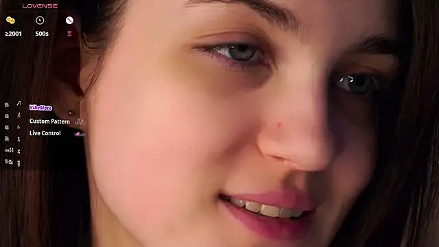 EffieHenri's Live XXX Chat