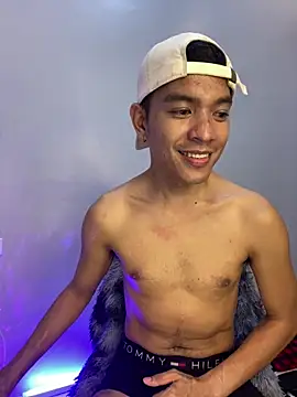 Show Webcam de asian_darlingcummersxXx