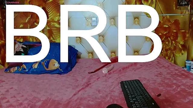 isabella_barbie élő XXX-chatje