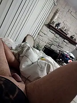 shyguy8569 Adlı Modelin Canlı XXX Sohbeti