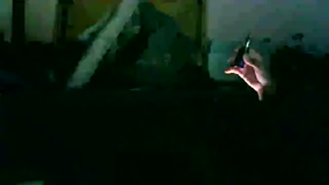 GUAPAN3S3_FIR3: διαδικτυακό σόου στην κάμερα