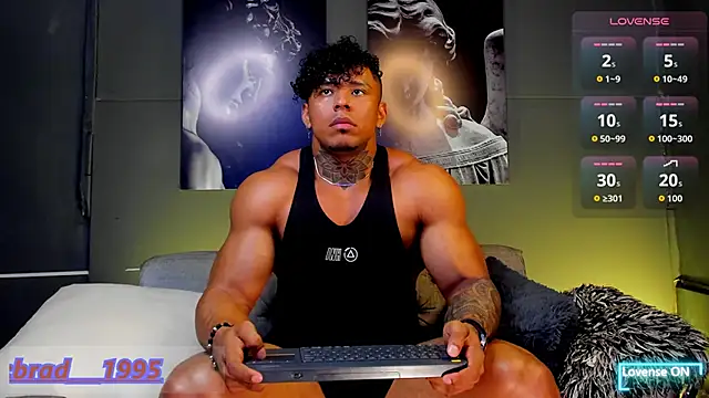 bradley_smith Live XXX-Chat