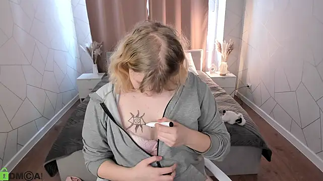 luna_c0ra 现场XXX聊天