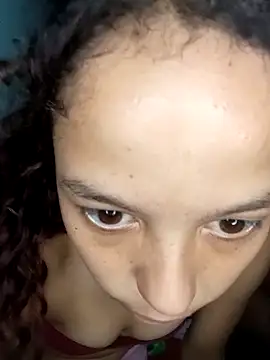 SexyBoys100 Adlı Modelin Canlı XXX Sohbeti