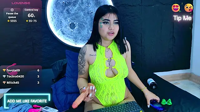 Chatroom XXX en direct de LizzyPortman