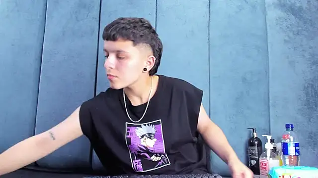 Megan_Thompson_'s Live XXX Chat