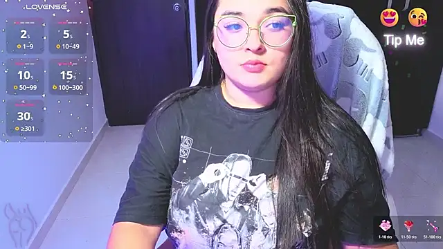 CelesteBrucee Adlı Modelin Canlı XXX Sohbeti