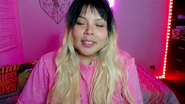 EllieMoonX Live XXX-Chat