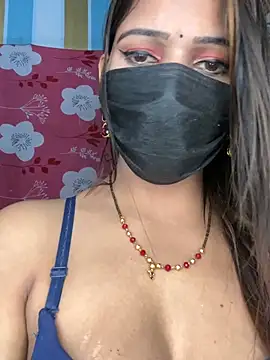 CUTI-NAINA 网络视讯表演