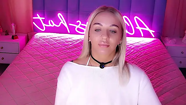 AllwaysHotJ's Live XXX Chat