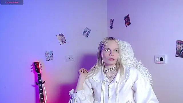 Živý XXX chat Emily_Nyaffee