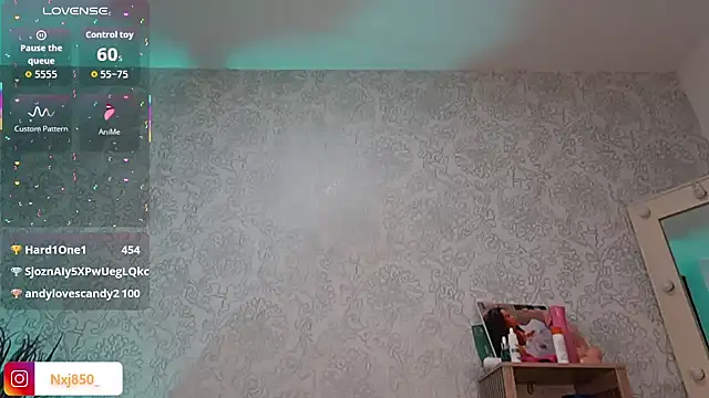 Chat +18 de HOTBLACKANDWHITE2 ao vivo