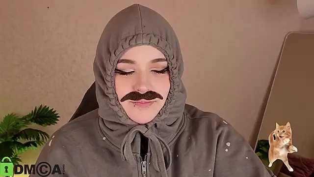 Mia_R0ss Chat XXX in diretta