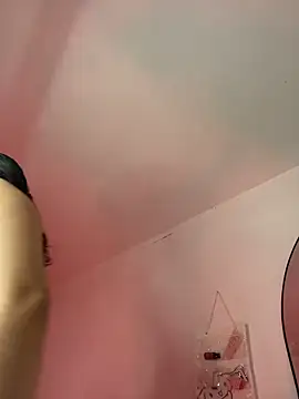 Chat XXX en directo de MadelineBenet