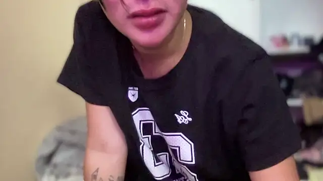 CassieXMarga Chat XXX in diretta