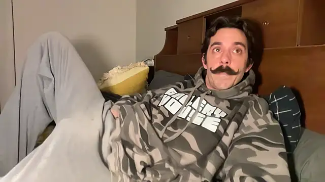 Chat +18 de RawSlutMaker ao vivo