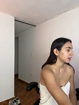 Chat +18 de sweetcami1 ao vivo