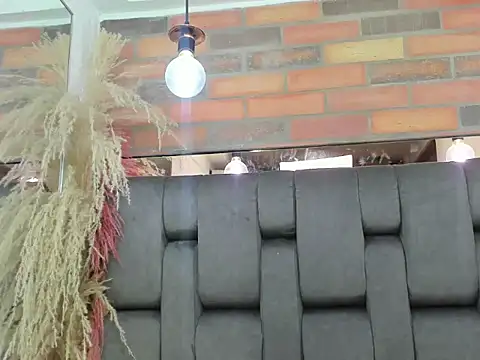 JESSYCORTES Chat XXX in diretta