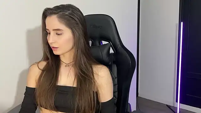 Chat +18 de -KroshkaEnot- ao vivo