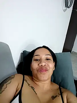 violettaa_millerss 现场XXX聊天