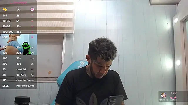 Chat +18 de allison_max_tattoo ao vivo