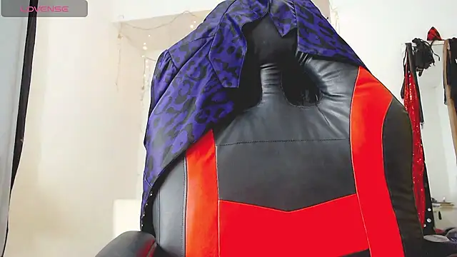 Онлайн чат XXX FranchescaSexy1