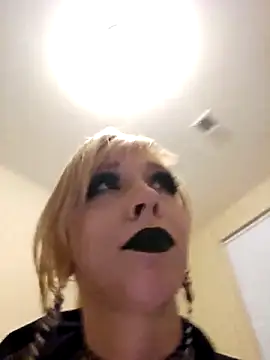 AmethystFoxx Chat XXX in diretta