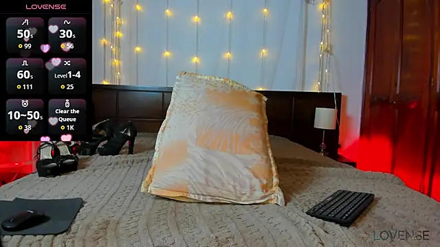 MiaMarin_hot's Live XXX Chat