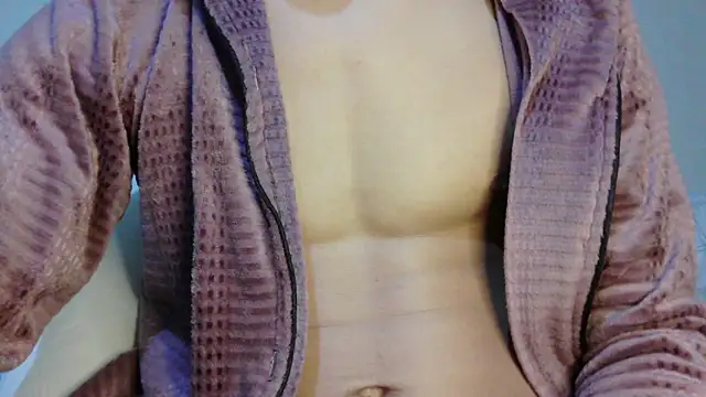 roccosif696 Adlı Modelin Canlı XXX Sohbeti