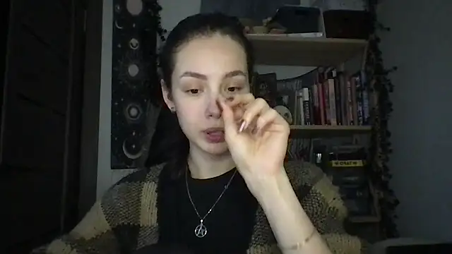 Yuna5343's Live XXX Chat