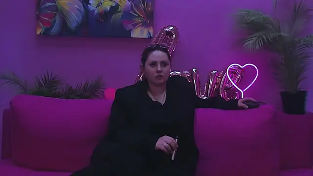 Hennessy_bunny: απευθείας συνομιλία ΧΧΧ