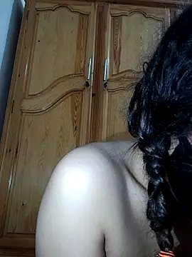 ghadiraa 라이브 XXX 채팅