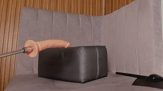 charlotte_blossom1's Live XXX Chat