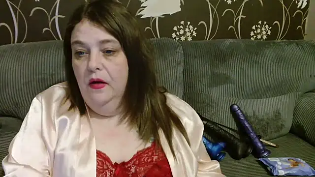 HousewifeMilf_Courtney's Live XXX Chat