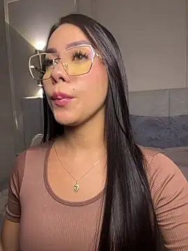 Miss_blue69 élő XXX-chatje