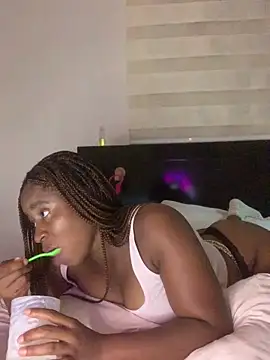 MISSMAYSROOM – Live XXX-chat