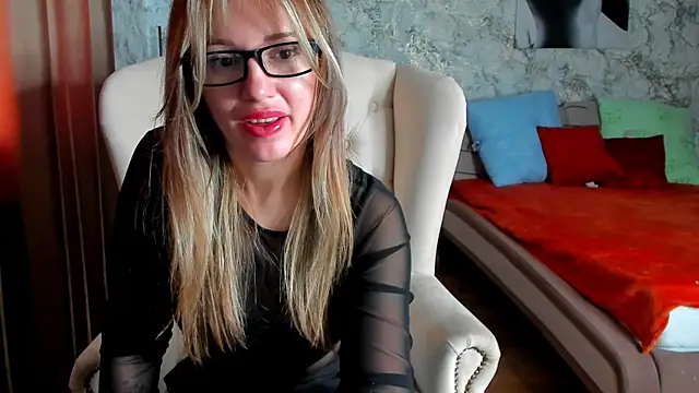 دردشة foxy_blond الجنسية المباشرة