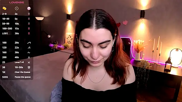 hannacheekss_ Chat XXX in diretta