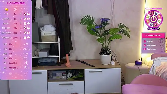 دردشة GoldenSunBunny الجنسية المباشرة