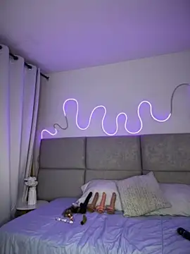 Abrilll2 Live XXX-chat