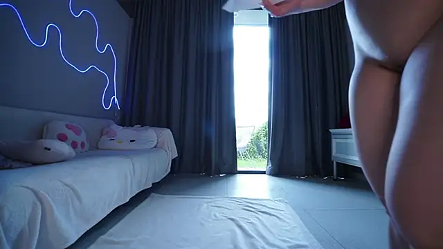 makoto_mai's Live XXX Chat