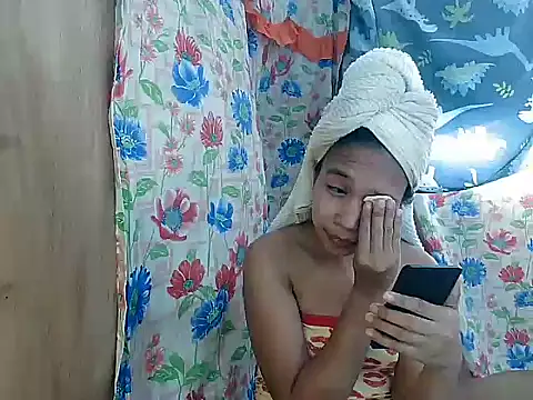 PinaySkinnyGirlのライブXXXチャット