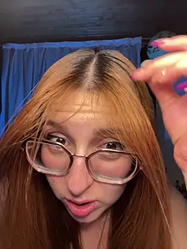 Živý XXX chat CoraVibes