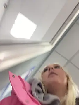 MerlinDave's Live XXX Chat