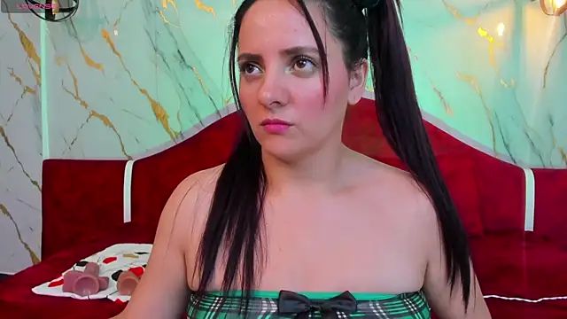 دردشة gaby_flow الجنسية المباشرة